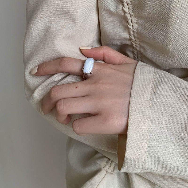 Ring mit Süßwasser-Barockperlen im Water Glow-Stil