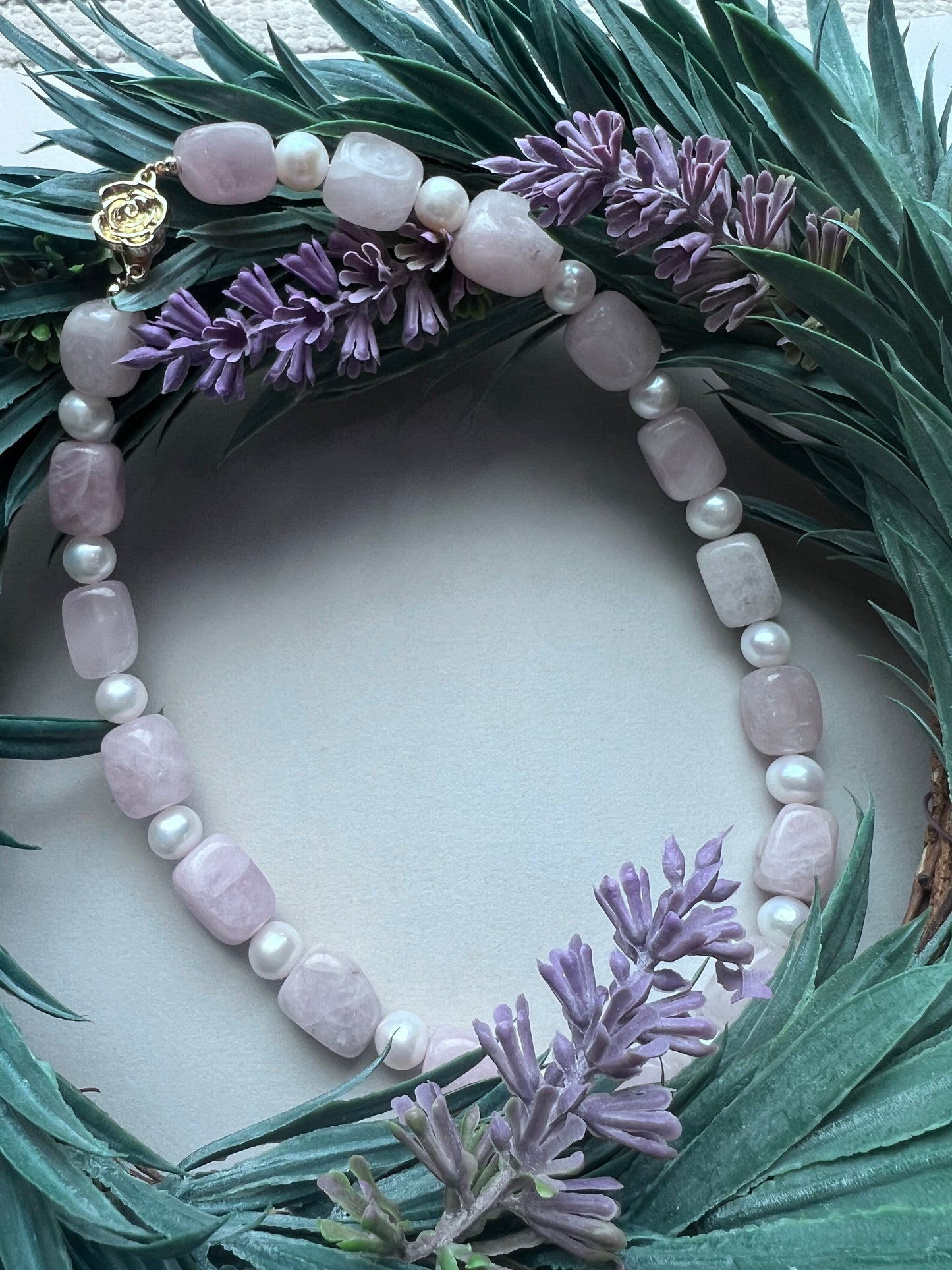 Handcraft Pearl and Crystal Necklace