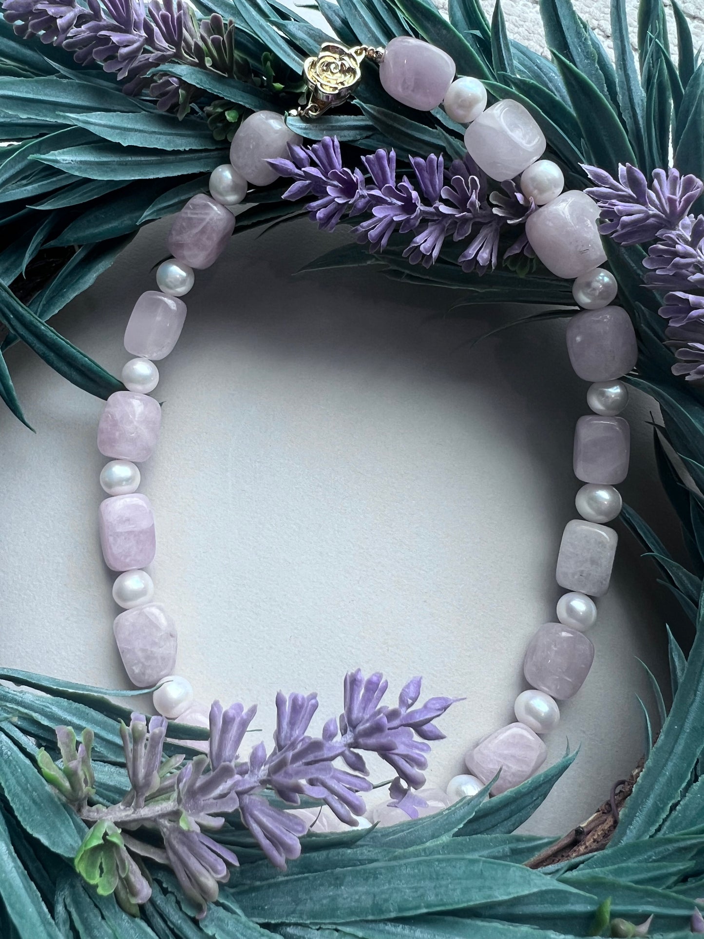 Handcraft Pearl and Crystal Necklace