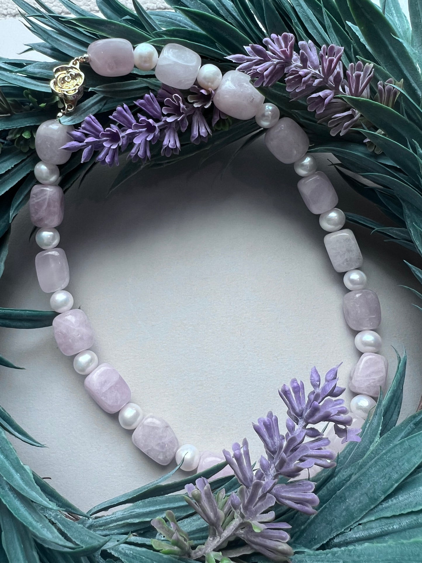 Handcraft Pearl and Crystal Necklace